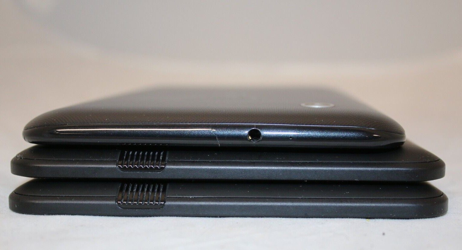 lot of three tablets (sch1705 and two x43z60’s)