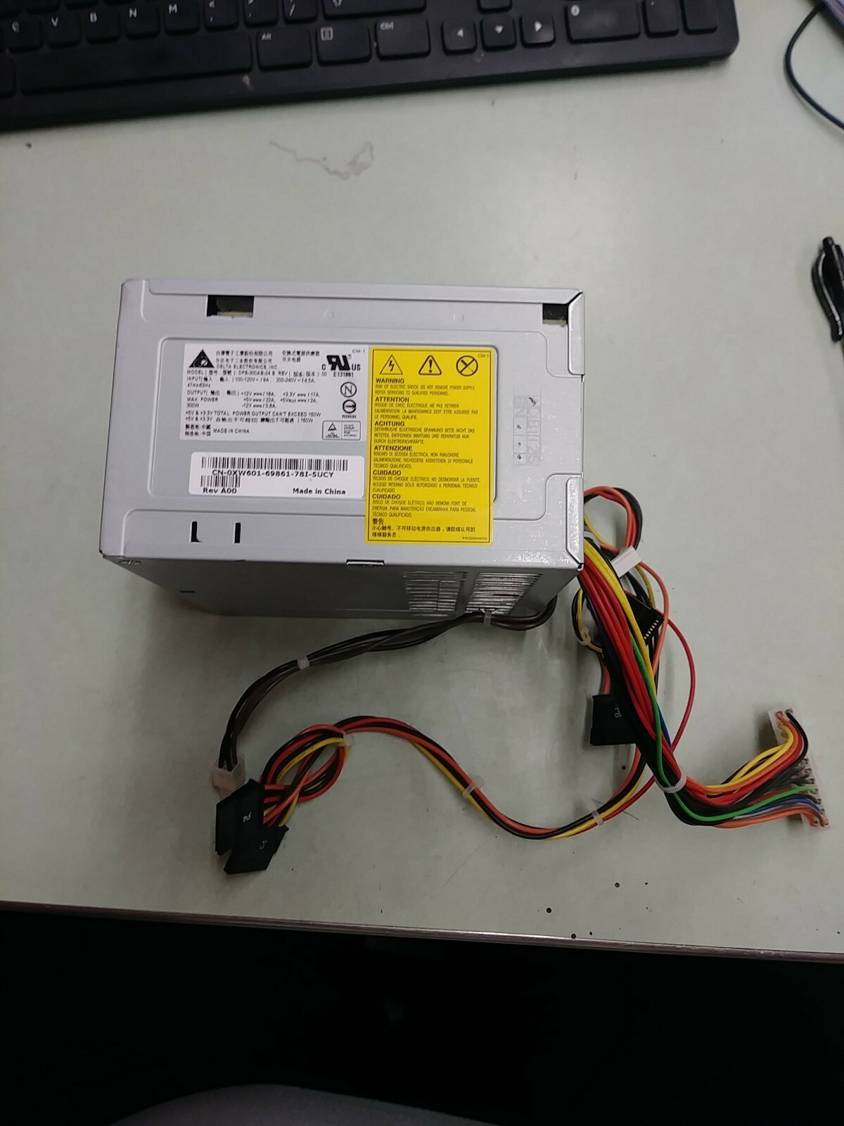 Delta DPS-300AB-24 B REV 00 Power Supply 0XW601 REV:A00