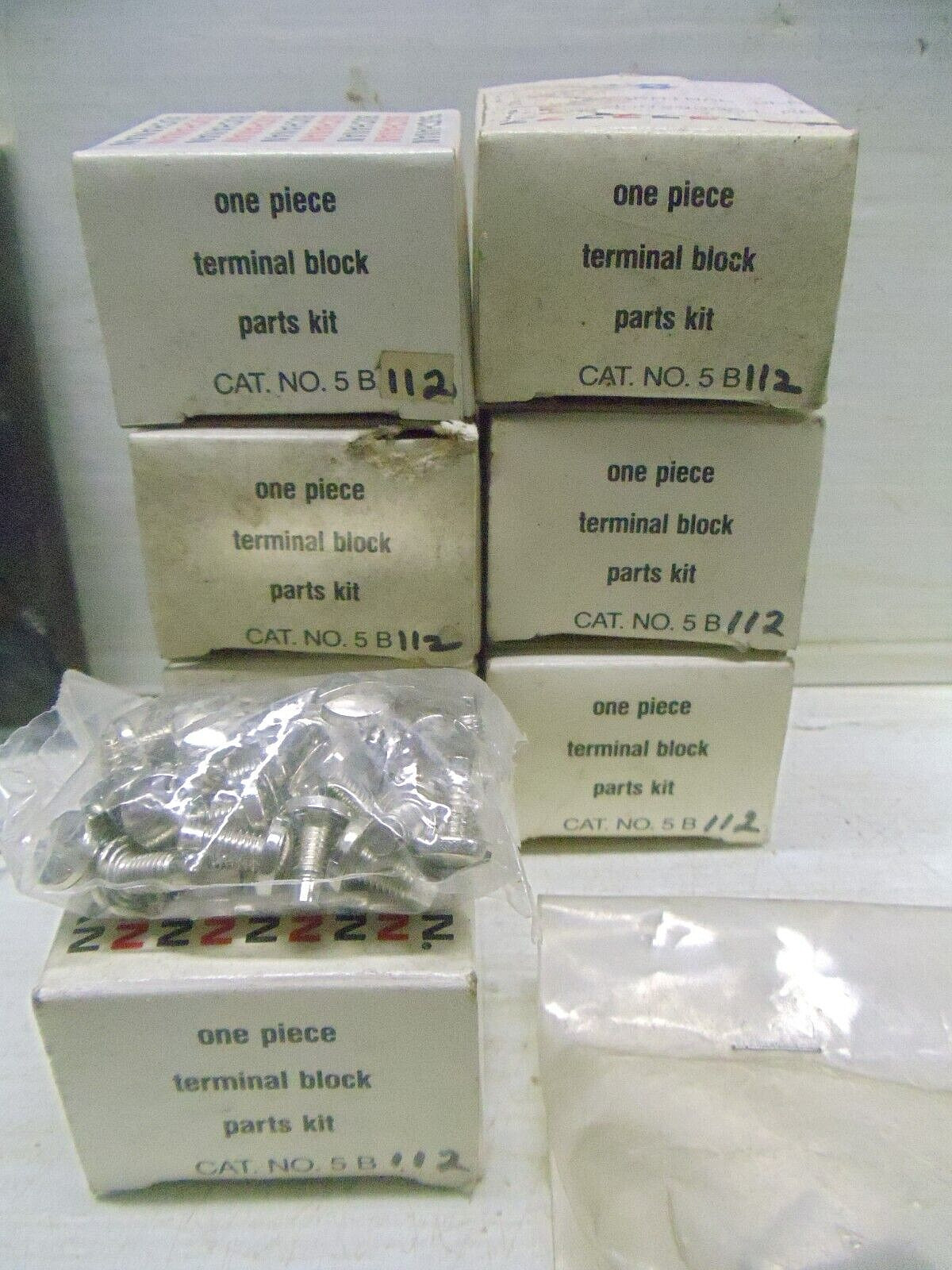 LOT MISC. ELECTRIC ELECTRICAL WIRING PARTS TERMINAL GTE SENSOR BLOCK SCREWS new