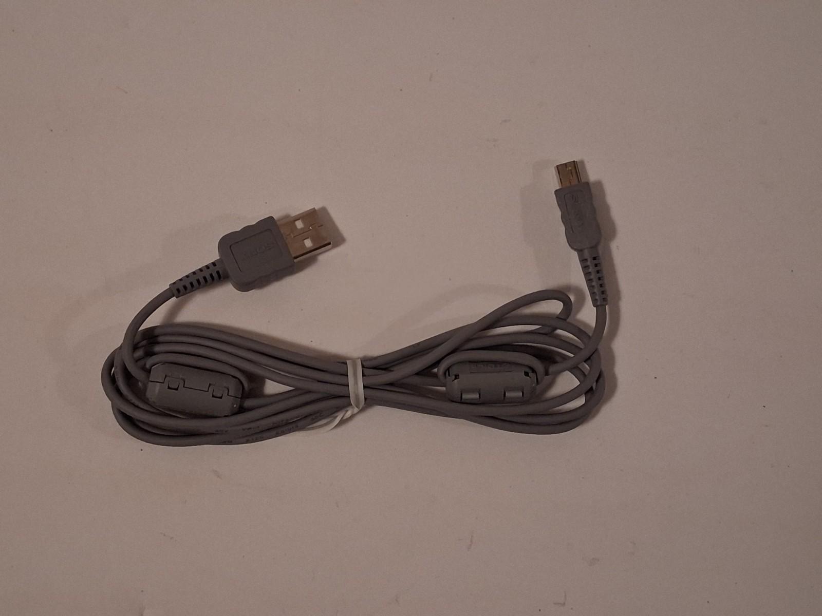 Used Gray Sony Hitachi-HSD Cables: AWM #E81015 30V (Lot Of 2)