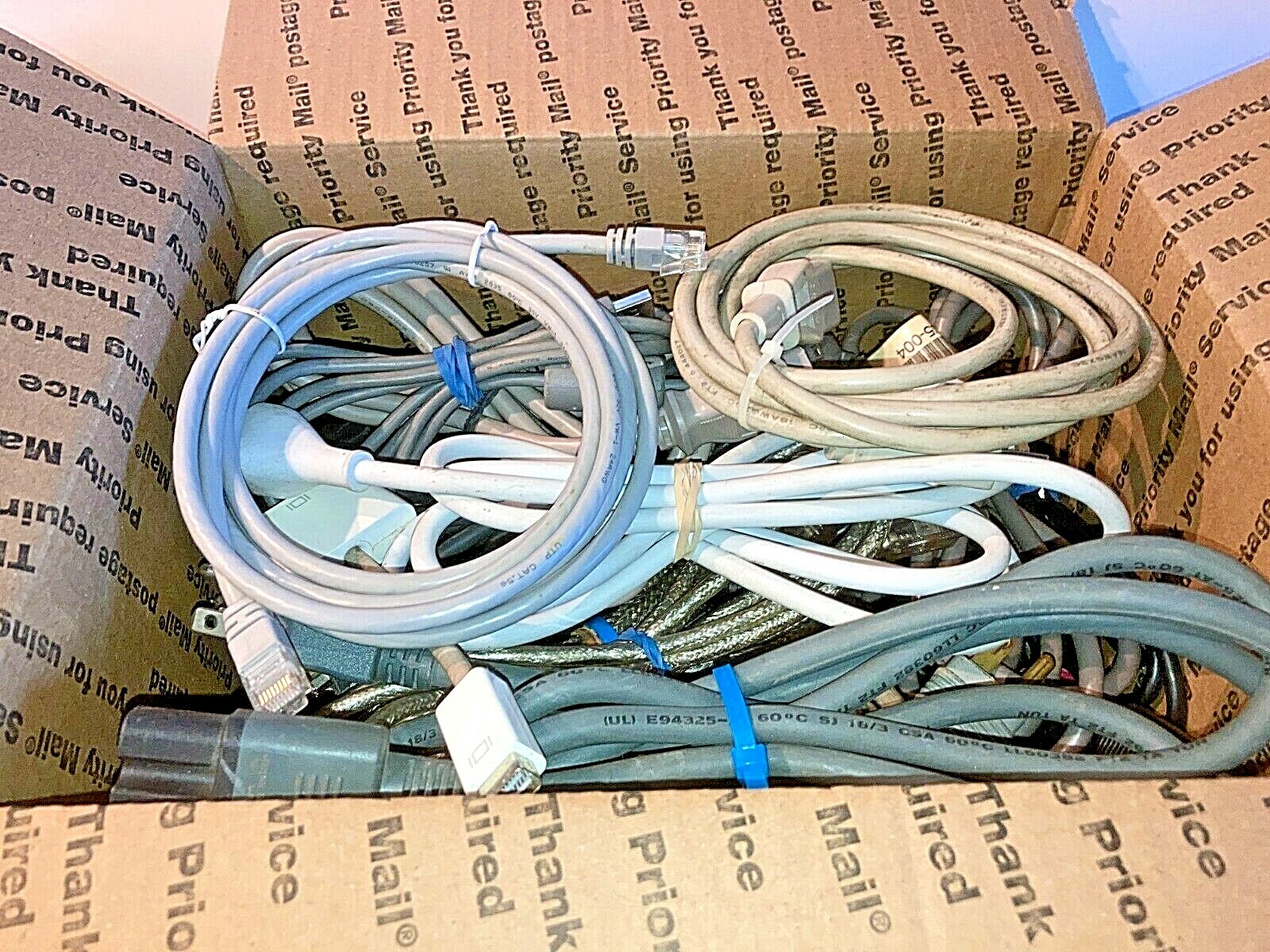 Electronics – Consumer Items – Small Misc Items, Manuals, Parts – Pick One
