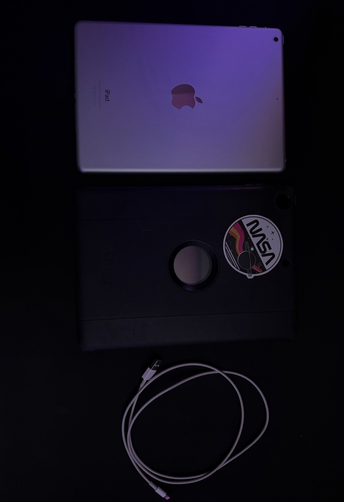Apple iPad w/ Apple Watch, AirPods, OtterBox Case & Cables