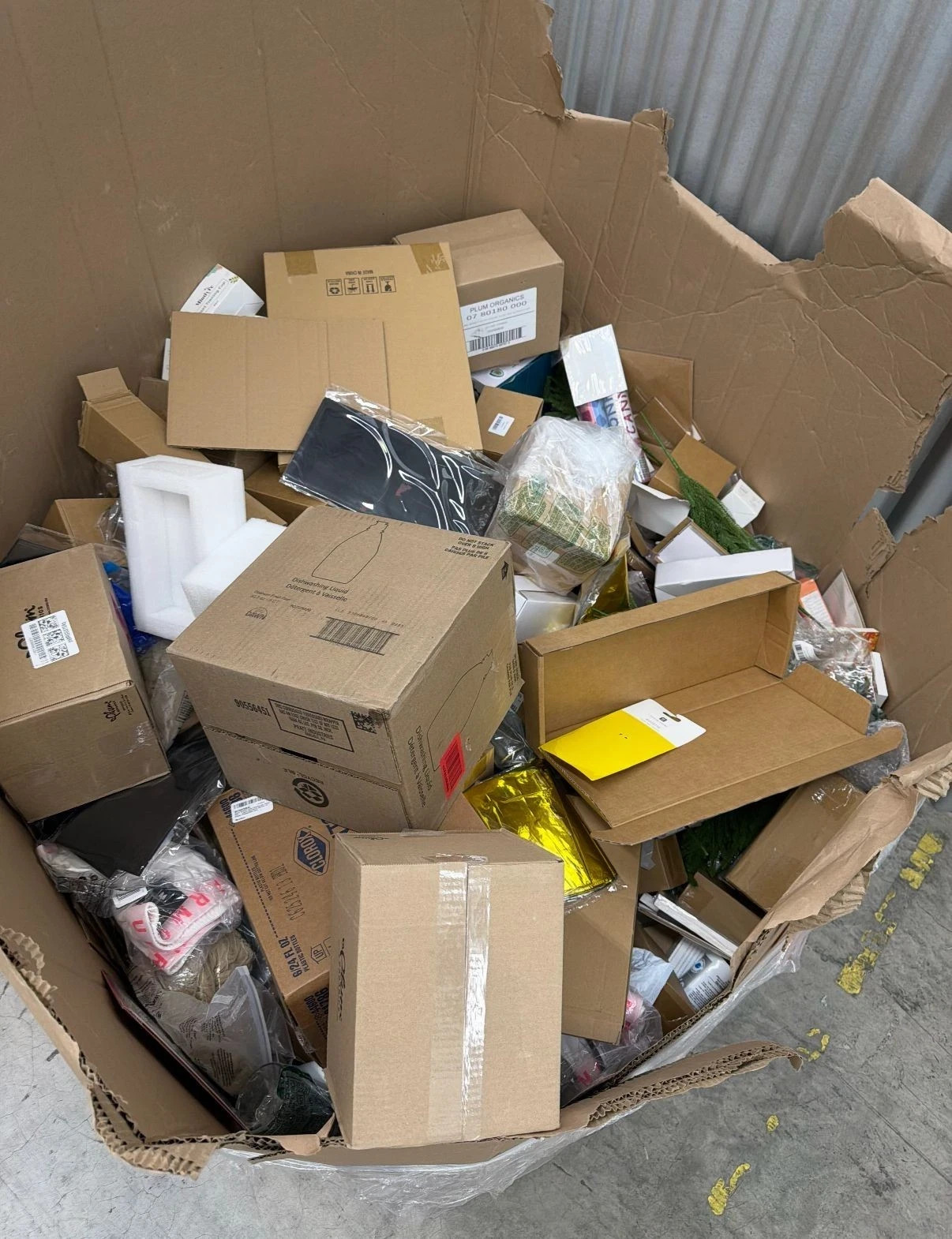 Overstock Inventory Deal Box – Wholesale Merchandise