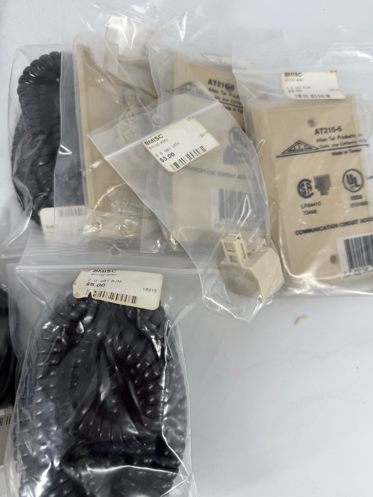 Electronics cables connectors parts for: radios computers games ELECLOT#2