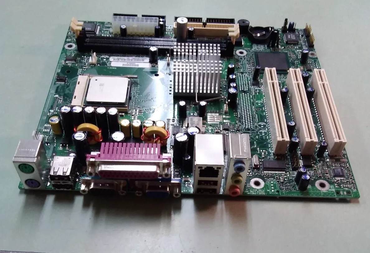 Socket 478 Desktop System Board C44832-104 E210882 CPU SL6VV