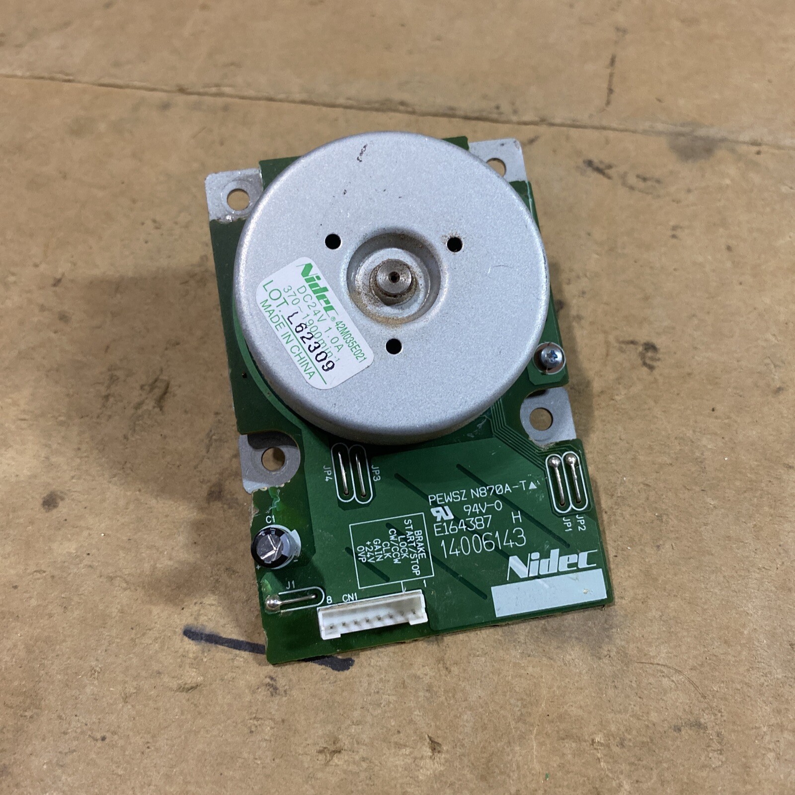 NIDEC MOTOR 42M035E021 DC24V E164387 14006143 – Free Shipping