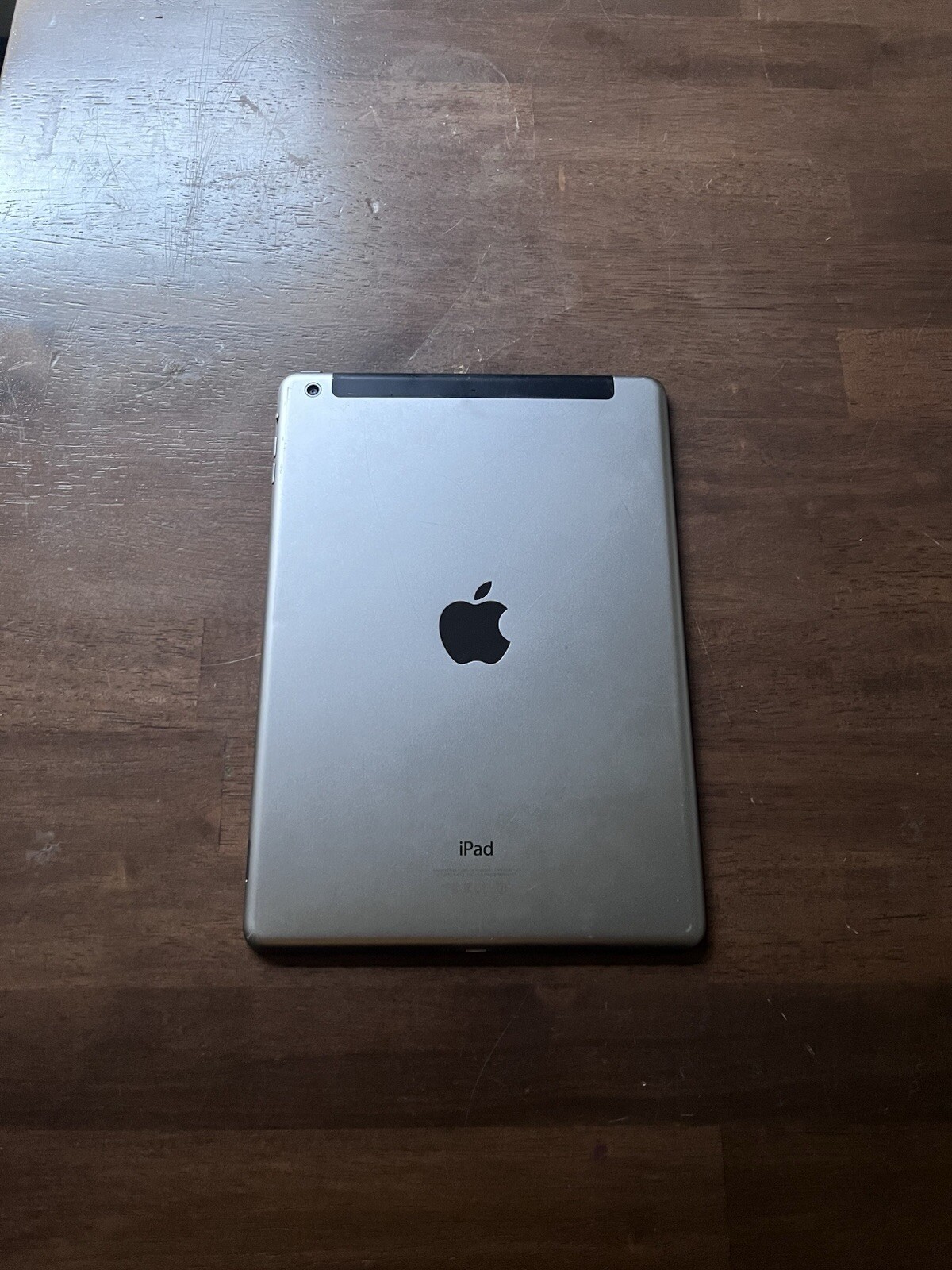 Macbook (2015, 250GB 16GB RAM) + iPad