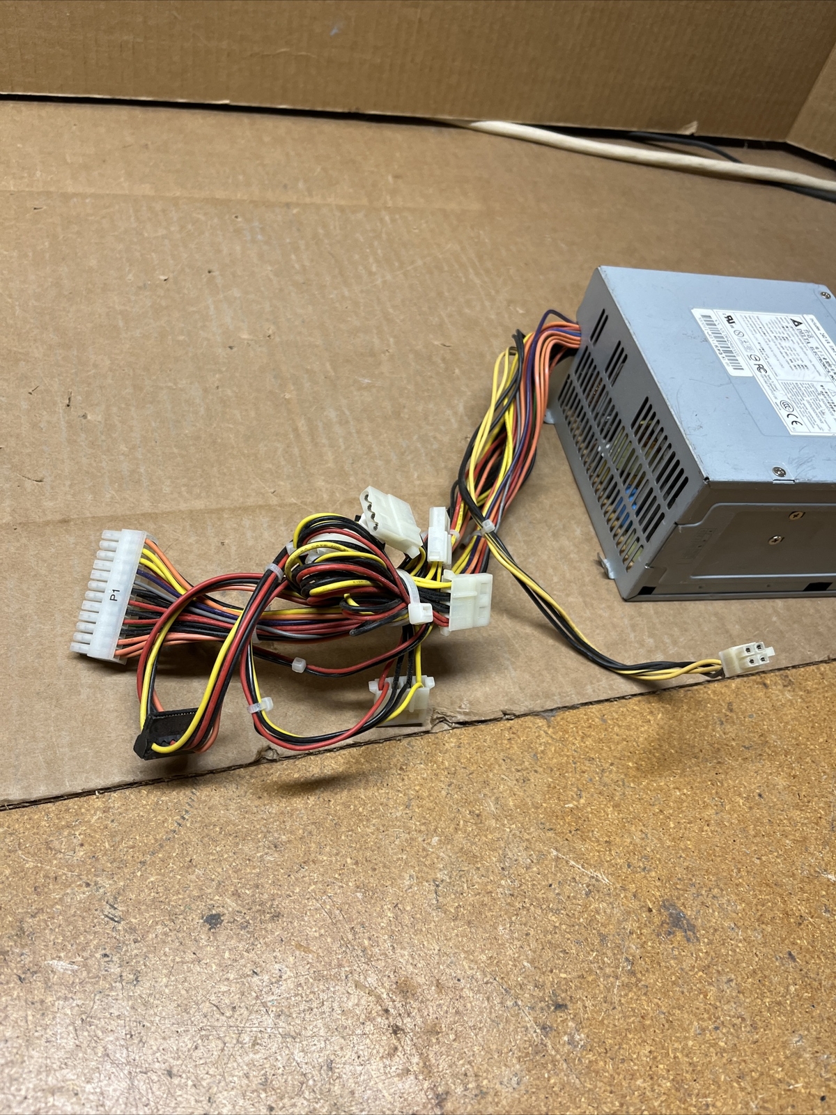 Delta 350W 24pin ATX Power Supply W/ SATA Model GPS-350CB-101A