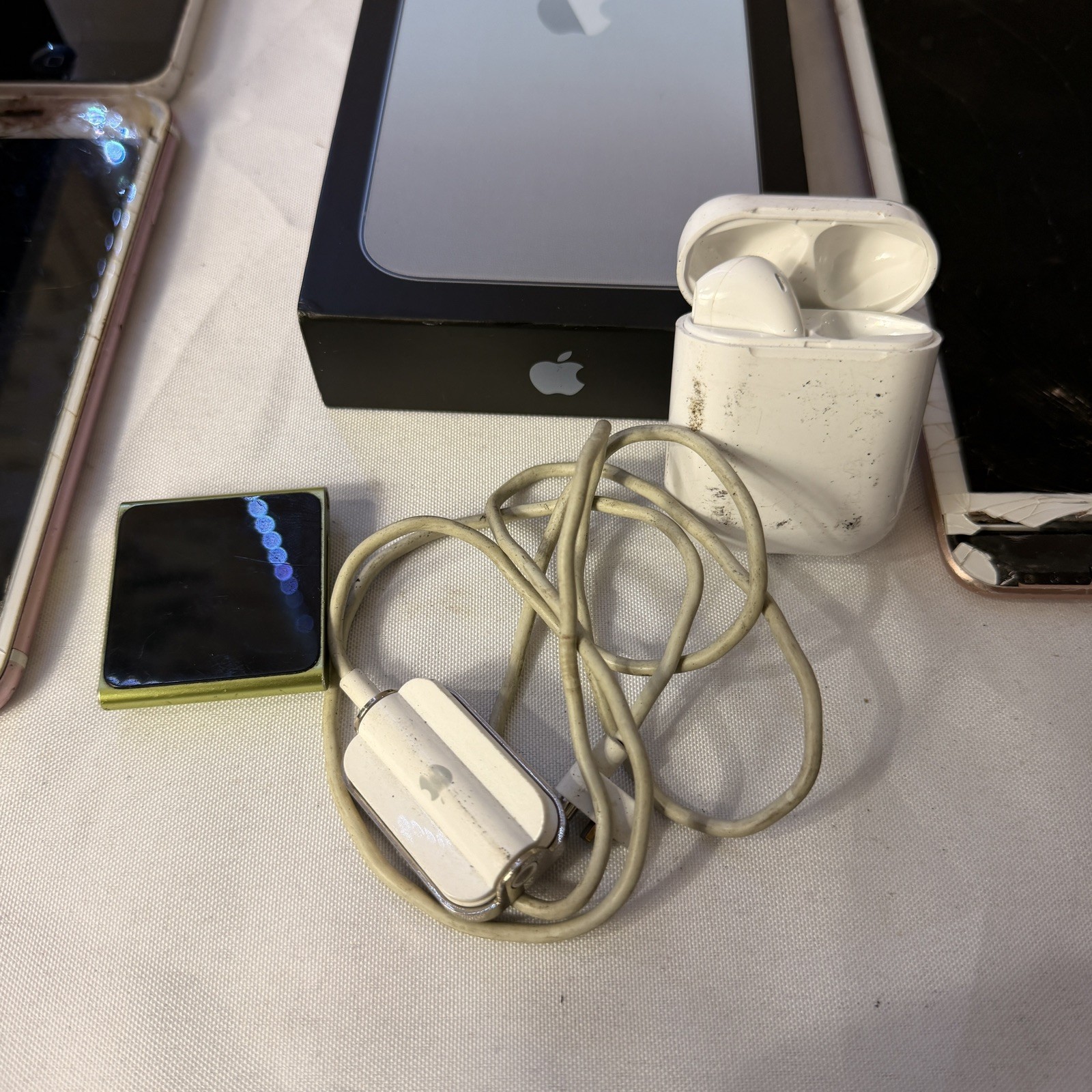 Apple products lot (28 items) Iphones, Mini Mac, tablet, boxes, accessories more