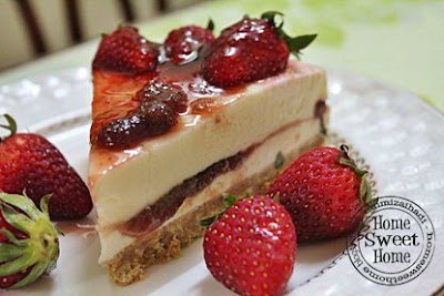 Strawberry Cheese Cake Ummi Zaihadi